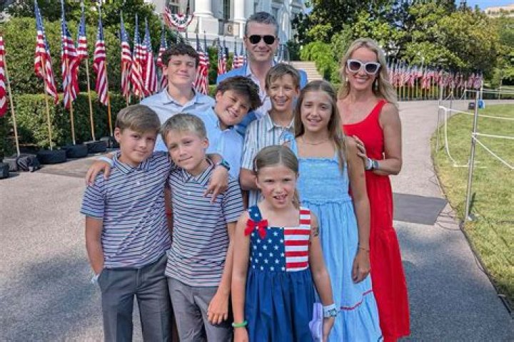 How Many Kids Does Pete Hegseth Have? A Comprehensive Guide