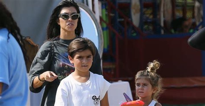 Kourtney Kardashian Accident: A Comprehensive Look at the Incident and Its Impact